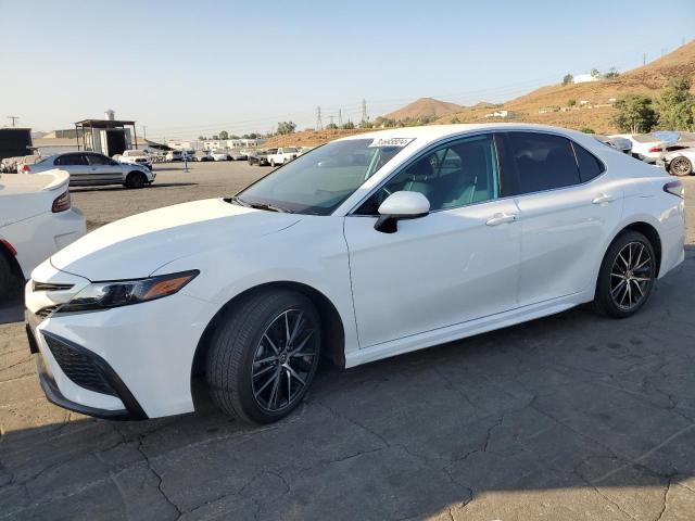 2021 TOYOTA CAMRY SE 2021