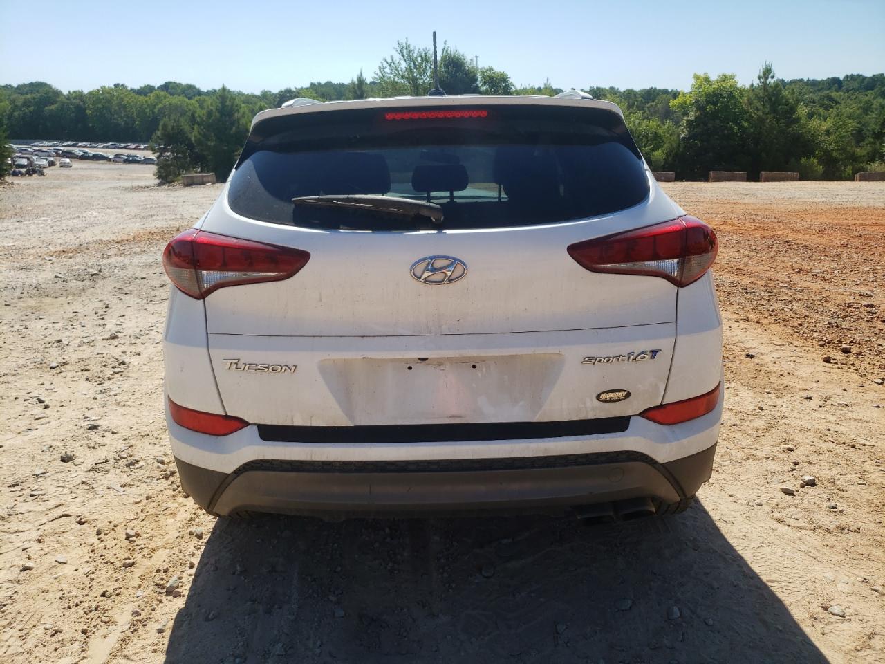 KM8J33A22GU084043 2016 Hyundai Tucson Limited