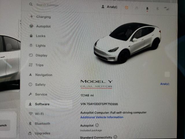 VIN 7SAYGDEF5PF710996 2023 Tesla MODEL Y no.9