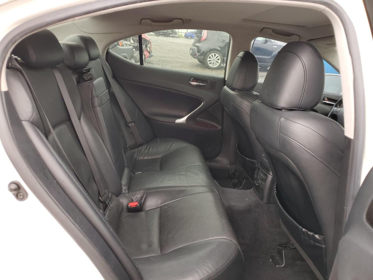 JTHBK262485072324 2008 Lexus Is 250