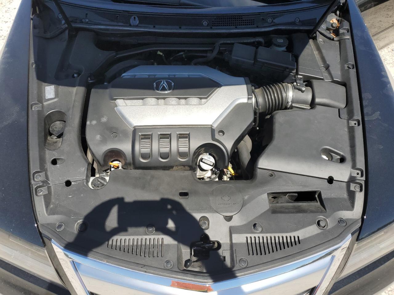 JH4KB2F60CC000270 2012 Acura Rl