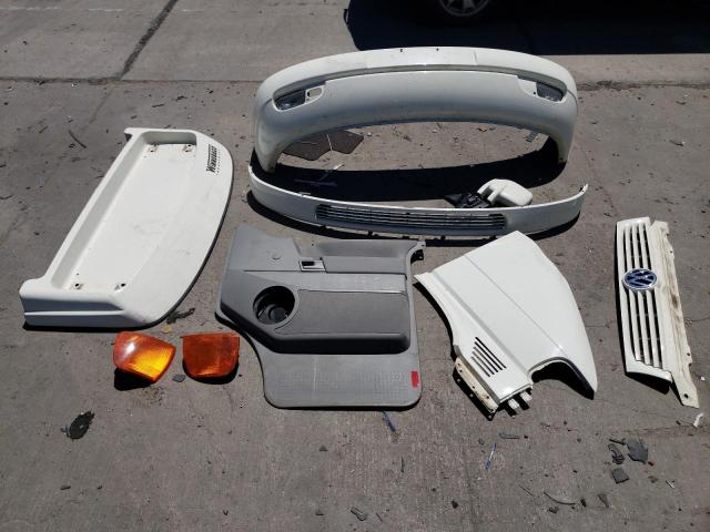 2001 Volkswagen Eurovan Camper VIN: WV2EB47081H109727 Lot: 61853654