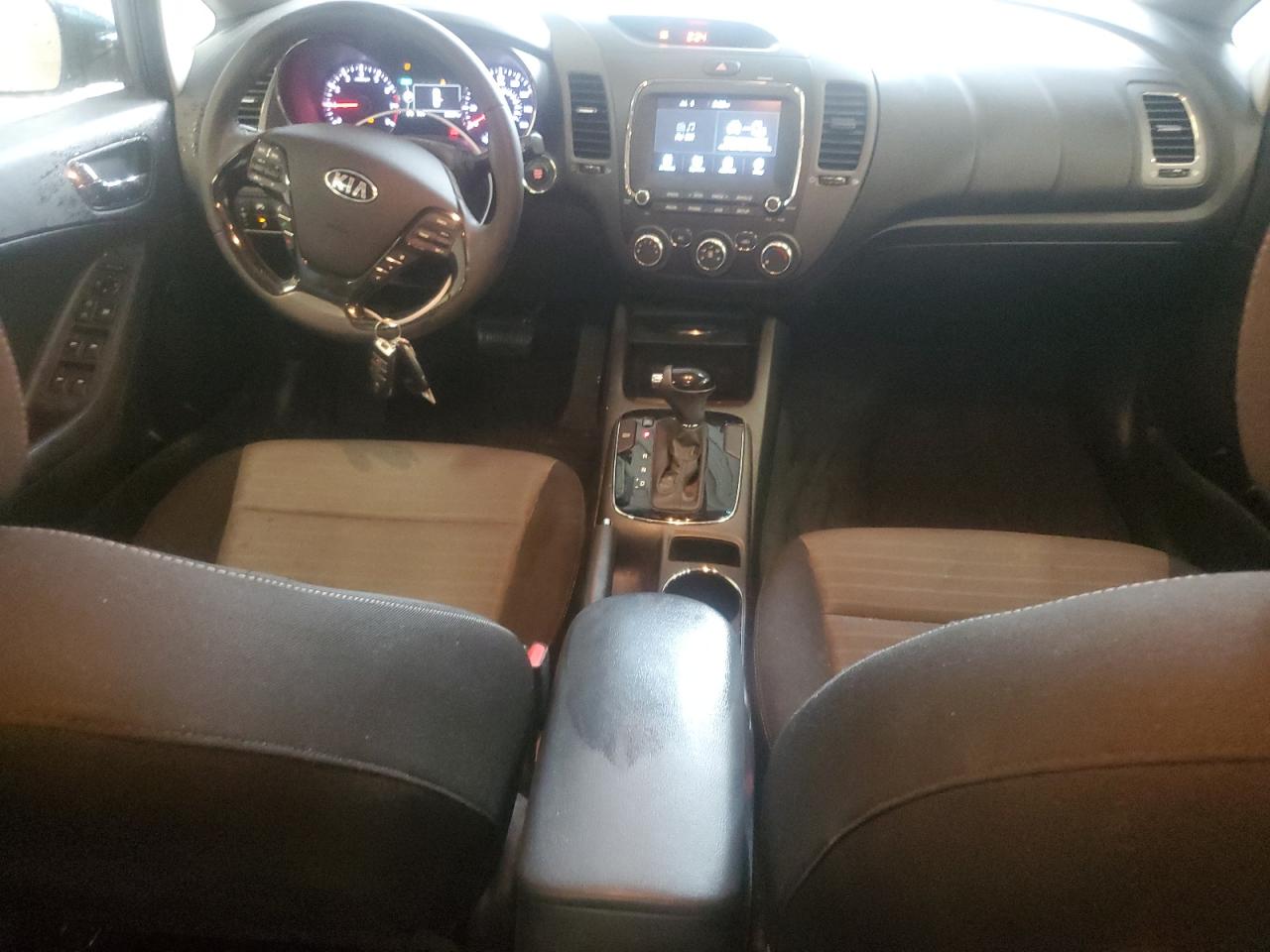 3KPFL4A79HE141561 2017 Kia Forte Lx