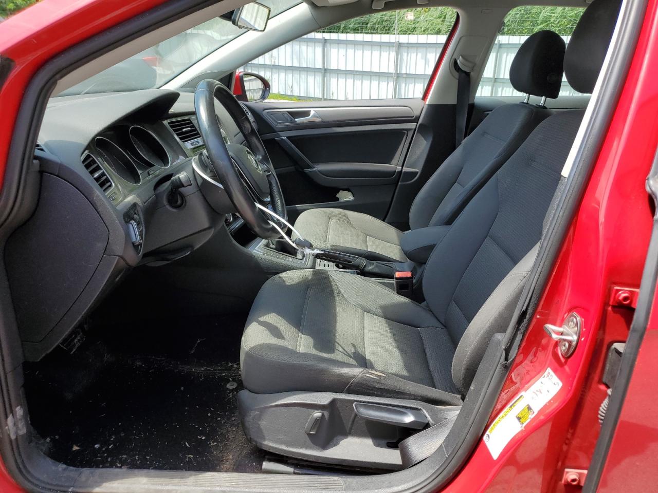 3VWG17AU5JM276286 2018 Volkswagen Golf S