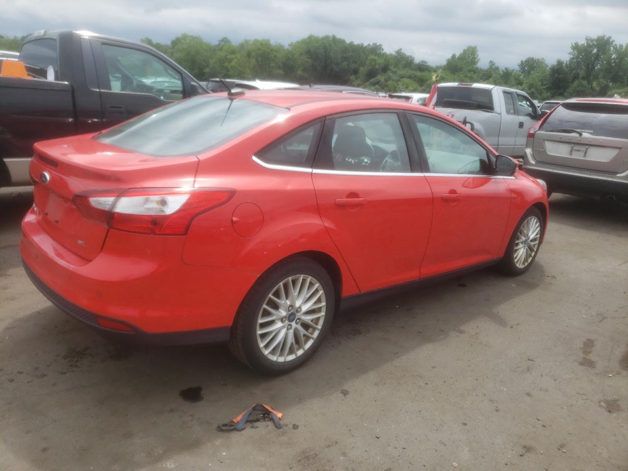 2012 Ford Focus Sel vin: 1FAHP3H22CL315574