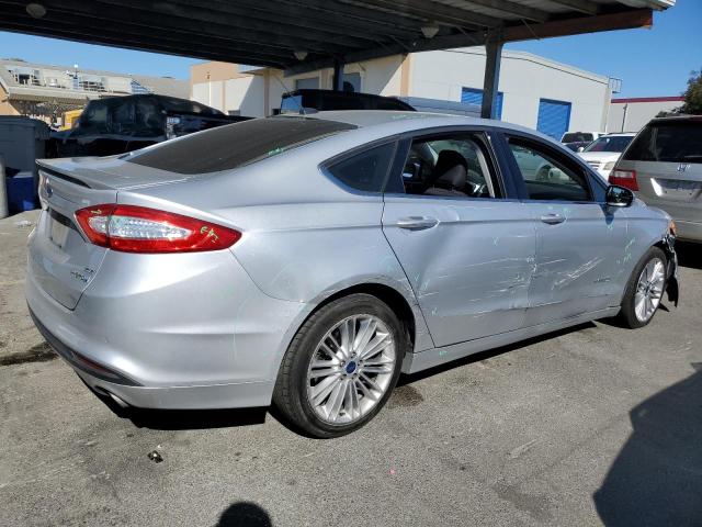 VIN 3FA6P0LU2GR329481 2016 FORD FUSION no.3