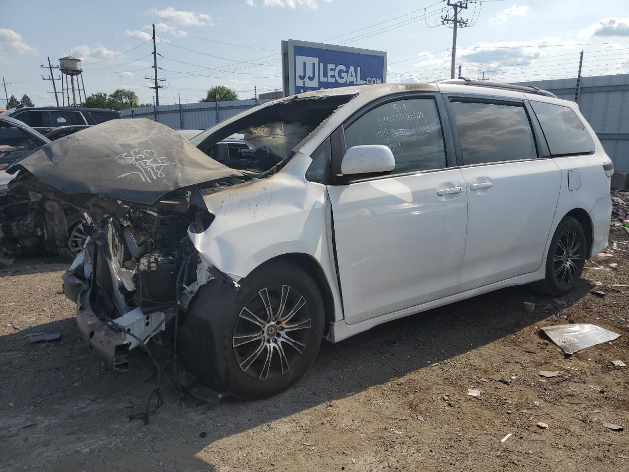 Toyota Sienna 2012 S grade