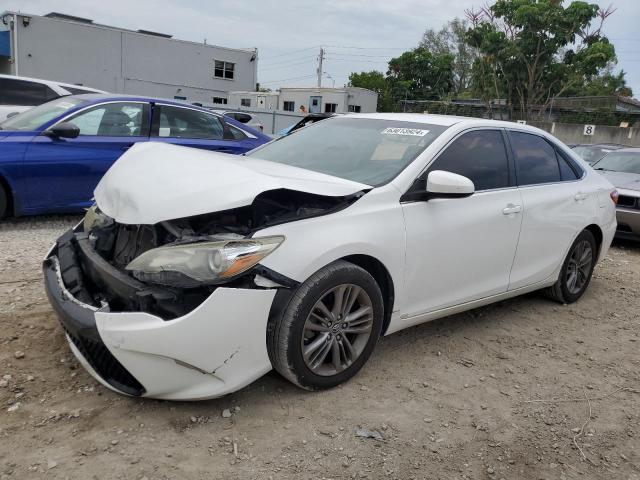 VIN 4T1BF1FK5FU059063 2015 Toyota Camry, LE no.1