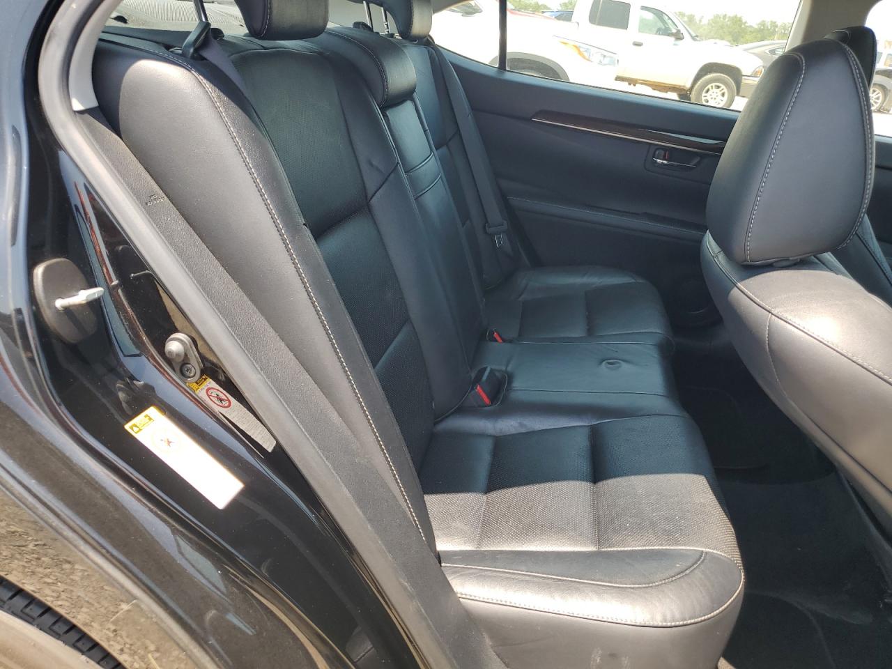 JTHBK1GG2E2112028 2014 Lexus Es 350