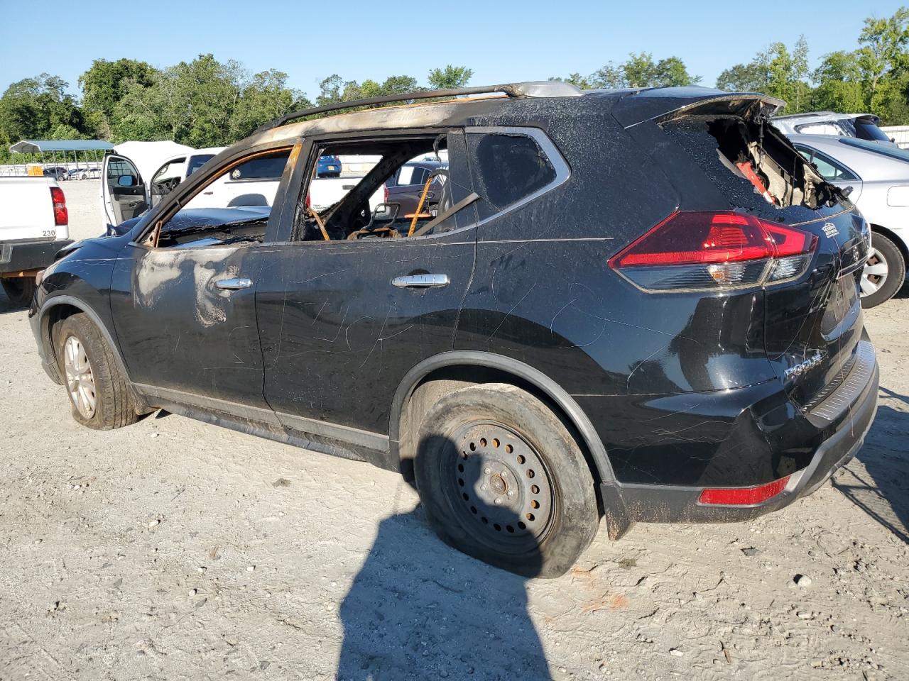 Lot #2976634563 2018 NISSAN ROGUE S