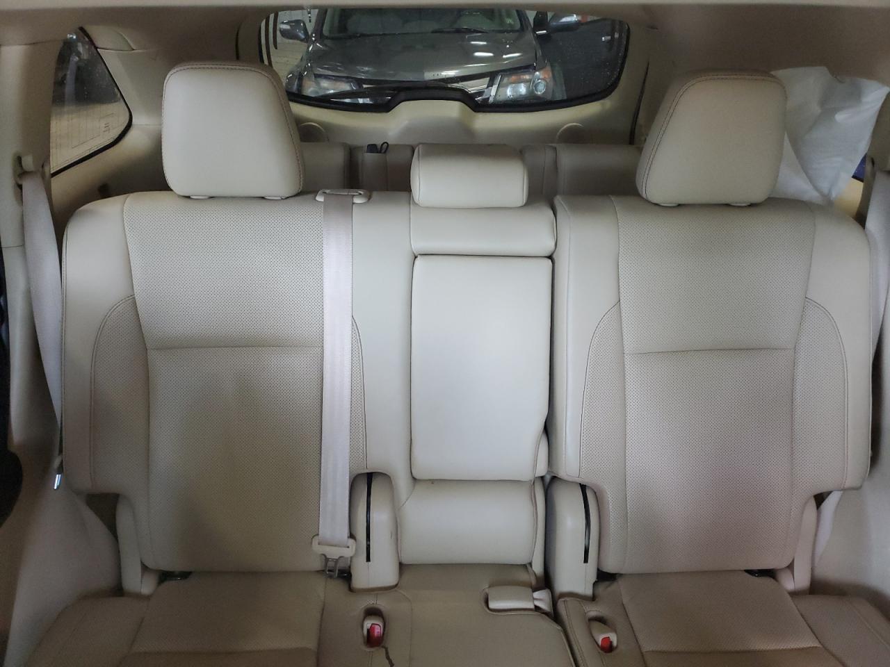 5TDDZRFHXKS988154 2019 Toyota Highlander Limited