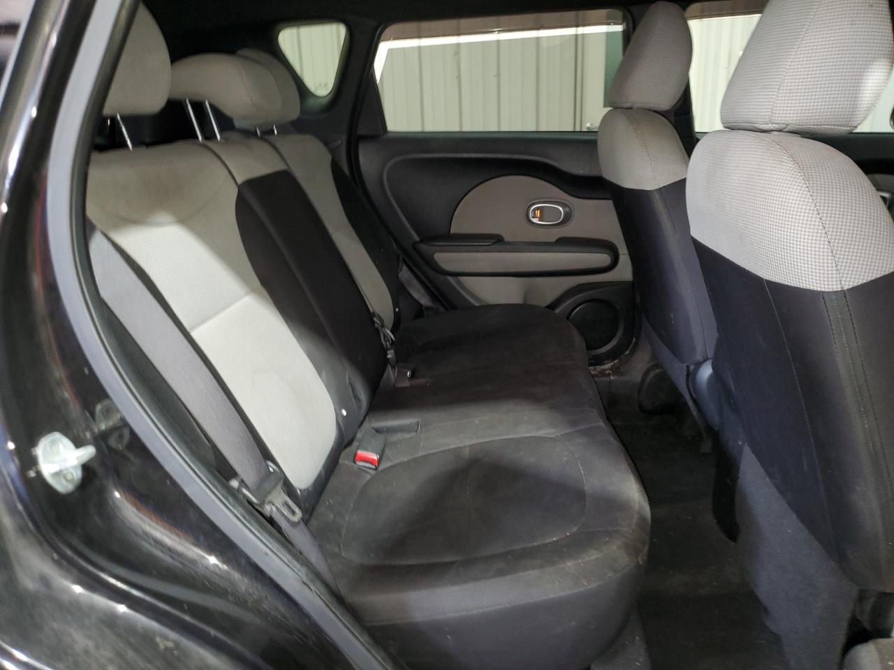 KNDJN2A26F7764145 2015 Kia Soul