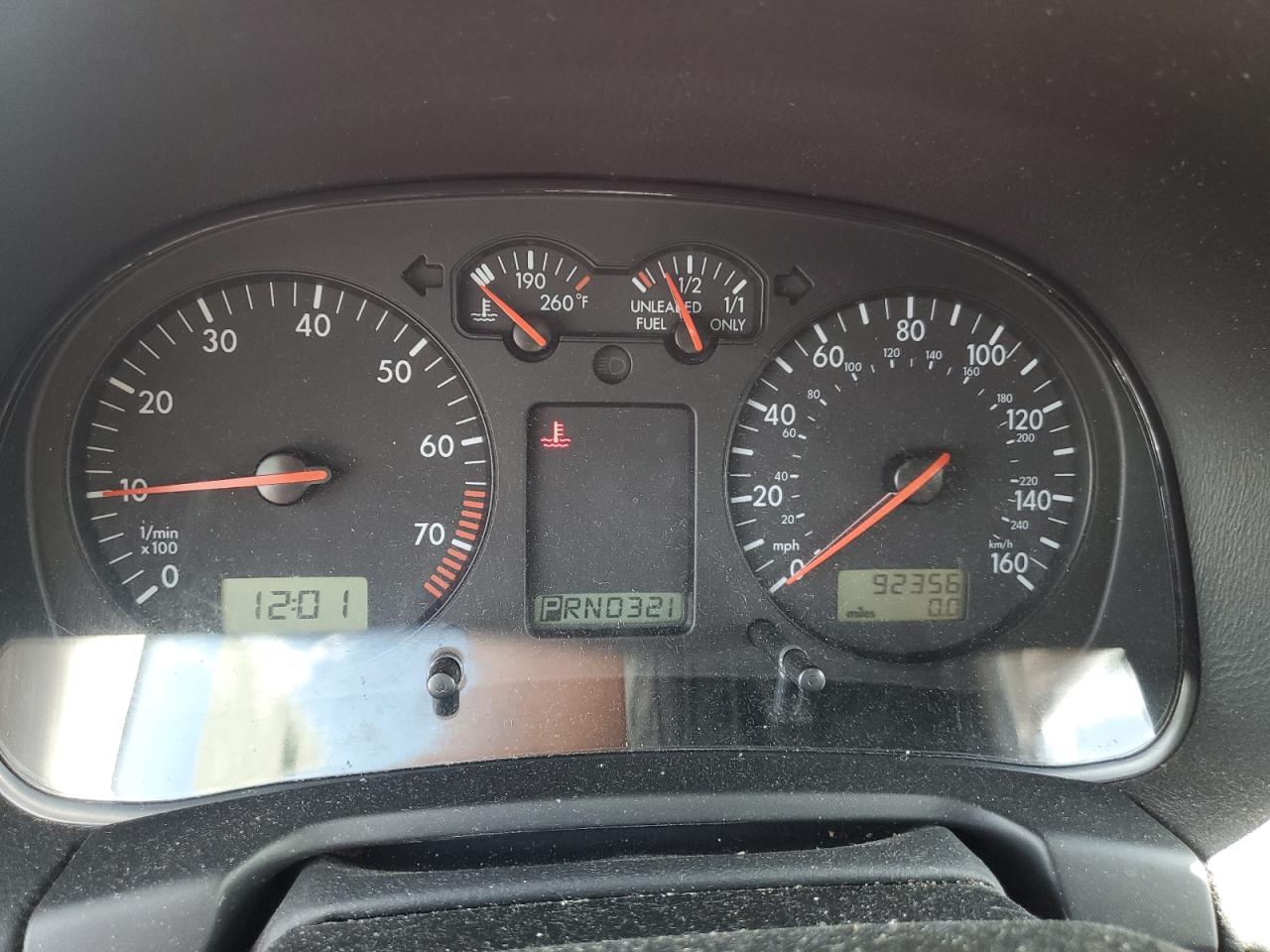 3VWSC29M8YM052208 2000 Volkswagen Jetta Gls