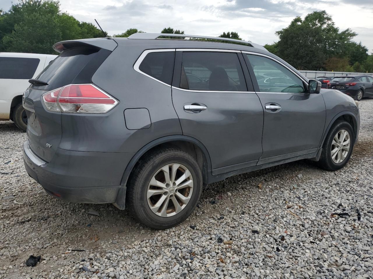 2015 Nissan Rogue S vin: 5N1AT2MT0FC785635