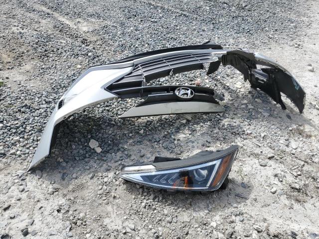 2019 Hyundai Elantra Se VIN: 5NPD74LF7KH462677 Lot: 61871294