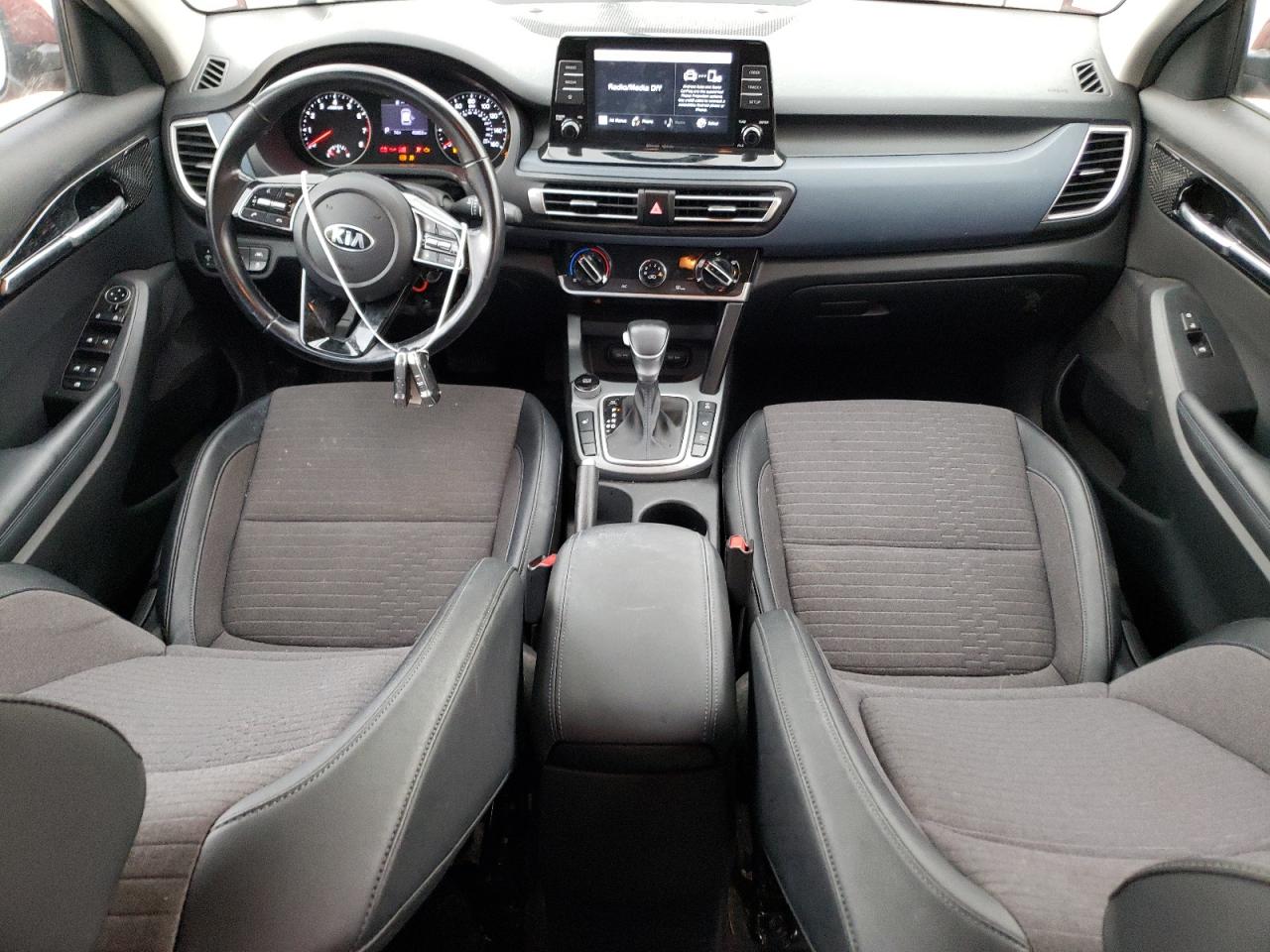 KNDEUCAA4M7070634 2021 Kia Seltos S