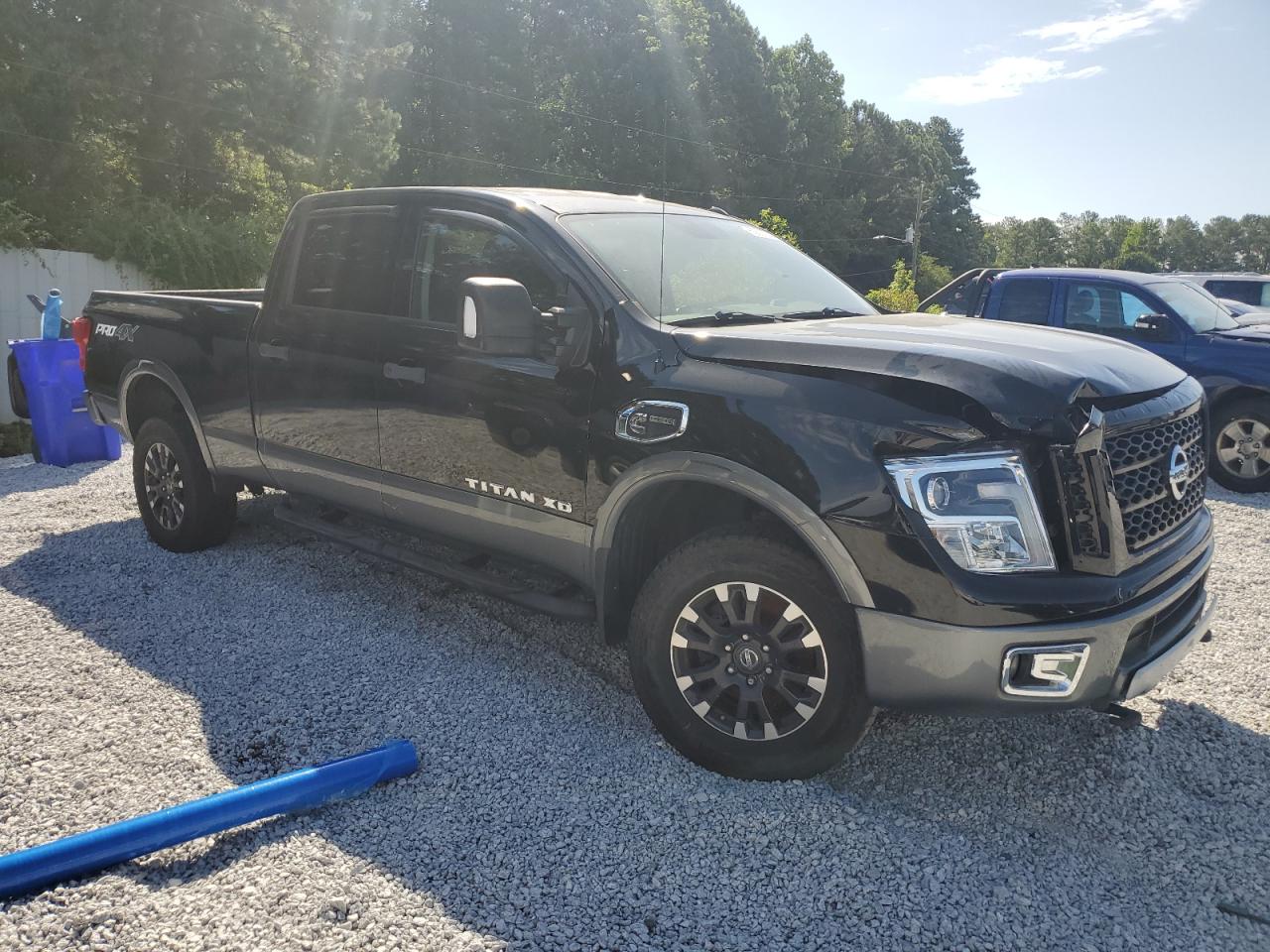 2017 Nissan Titan Xd Sl vin: 1N6BA1F41HN552737