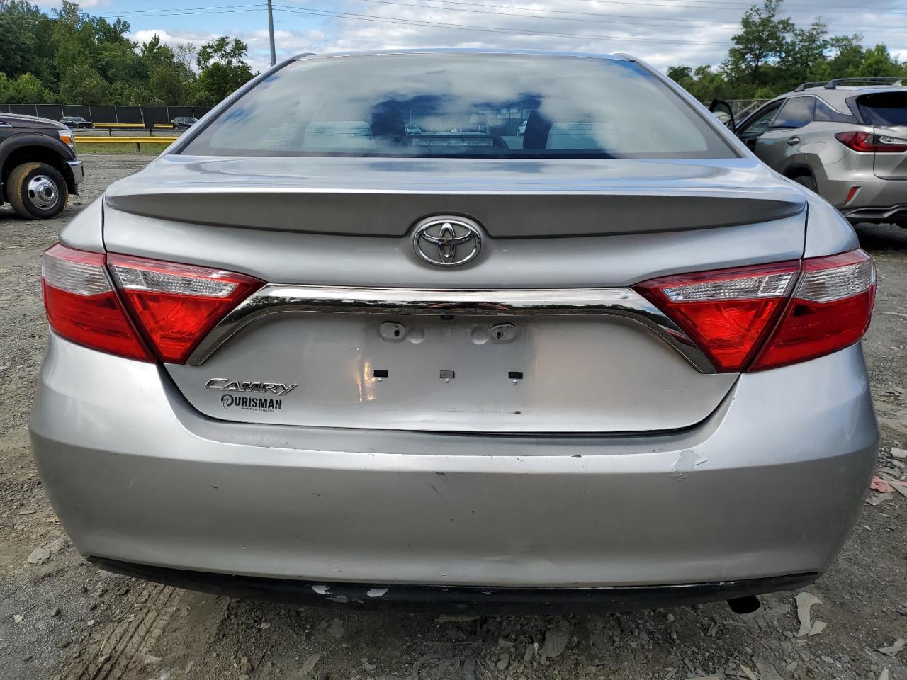 4T4BF1FKXFR506556 2015 Toyota Camry Le