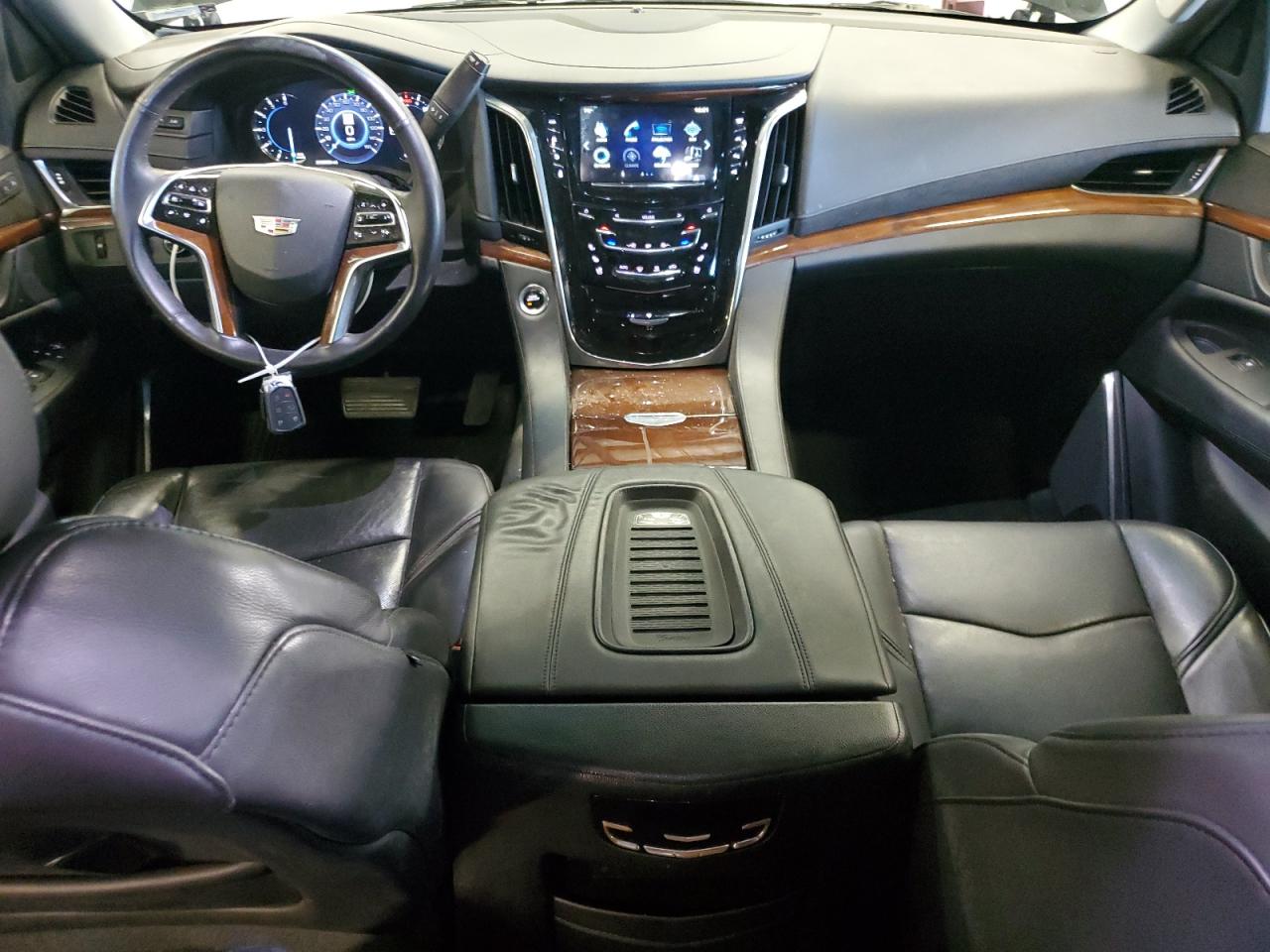 1GYS4JKJ0JR145085 2018 Cadillac Escalade Esv Premium Luxury