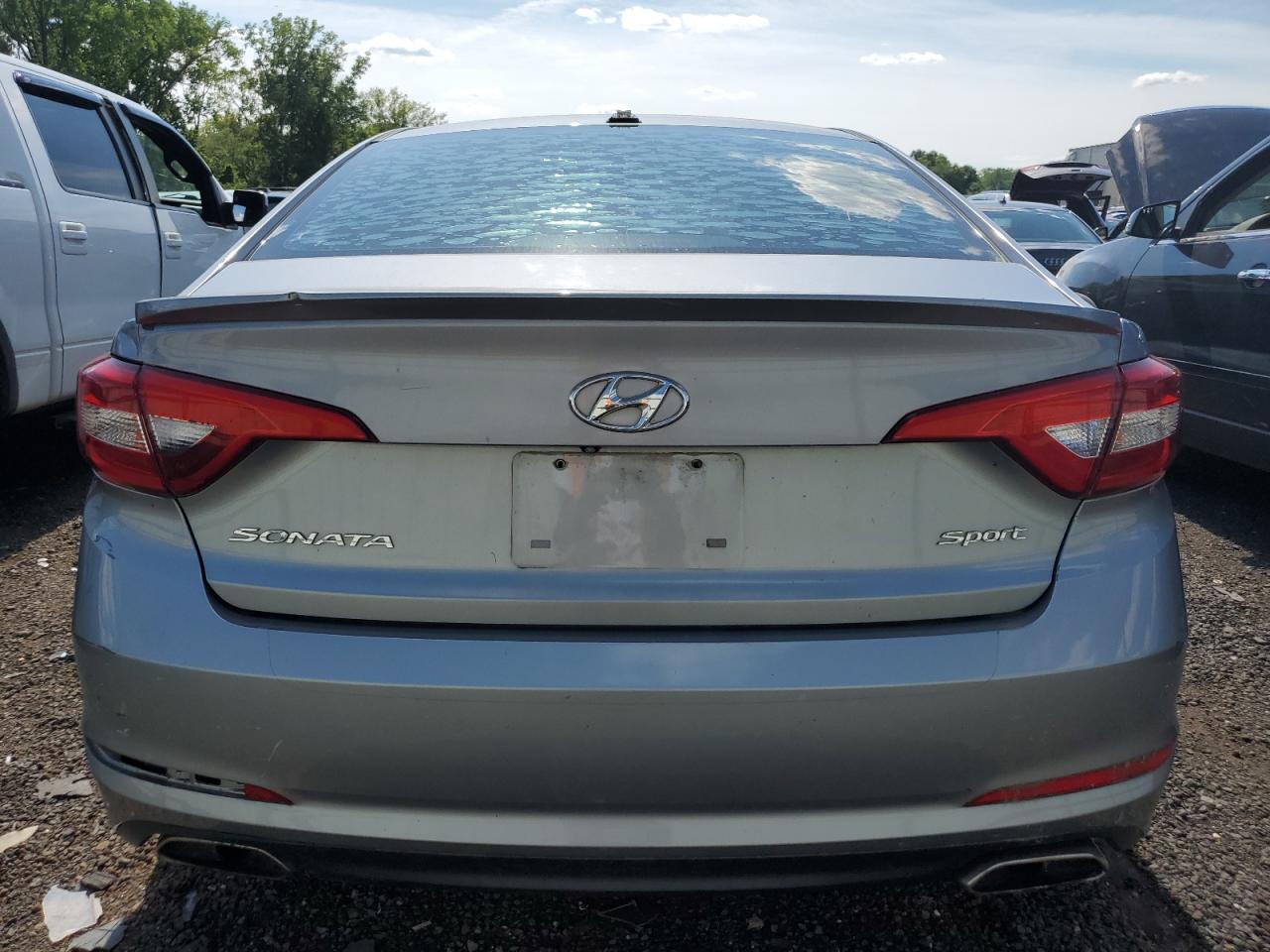 2015 Hyundai Sonata Sport vin: 5NPE34AF4FH134397