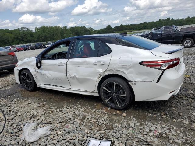 VIN 4T1B61HK7JU090286 2018 Toyota Camry, Xse no.2