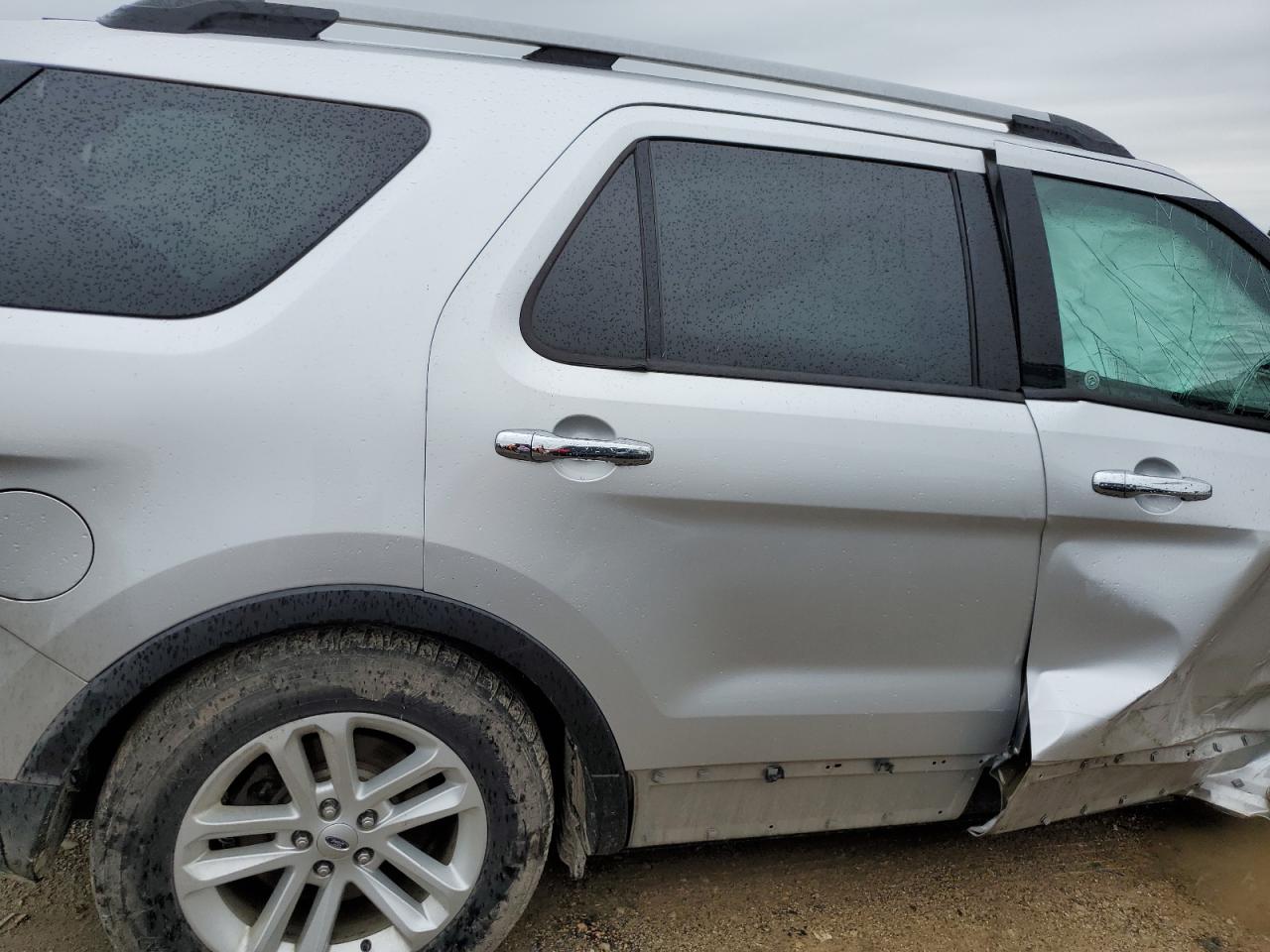 1FM5K8D88FGA57895 2015 Ford Explorer Xlt