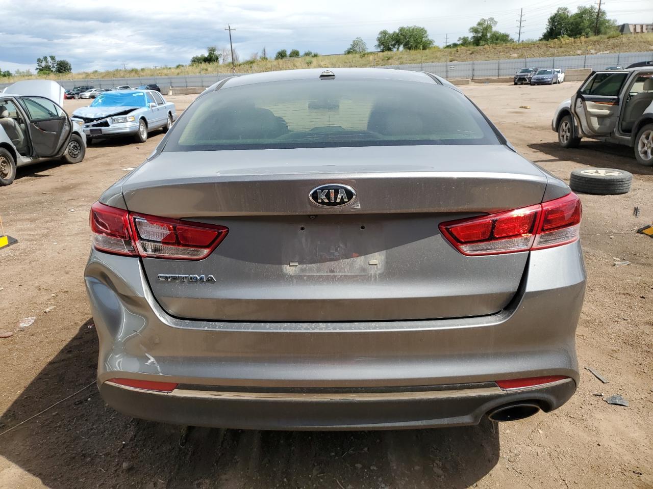 5XXGT4L30HG139235 2017 Kia Optima Lx