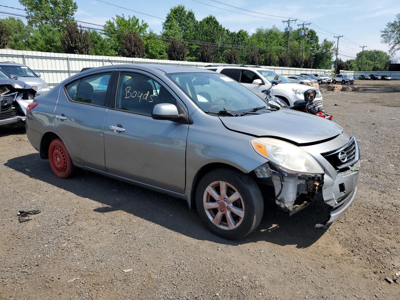 2014 Nissan Versa S vin: 3N1CN7AP5EL823927