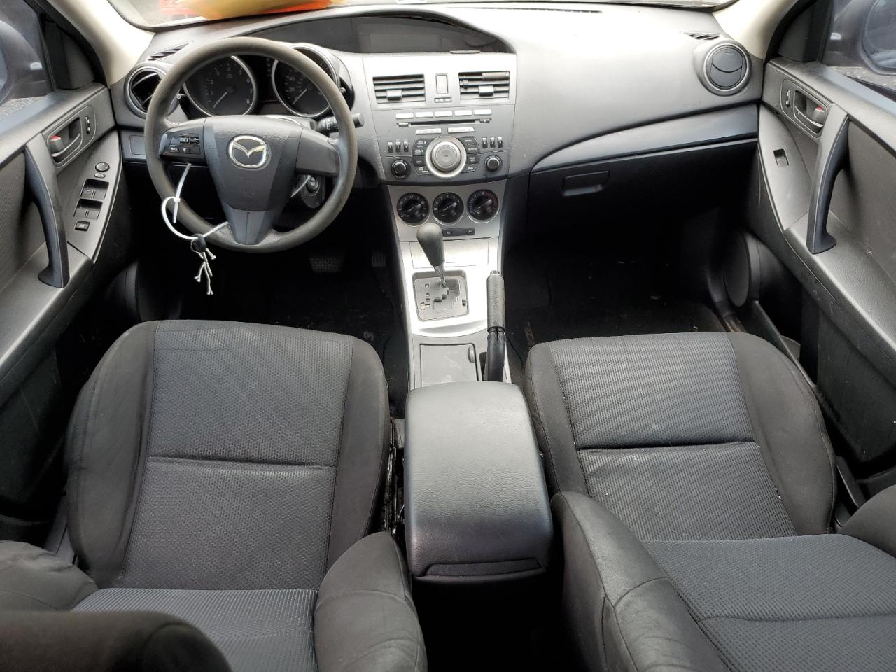 JM1BL1UF6B1372802 2011 Mazda 3 I