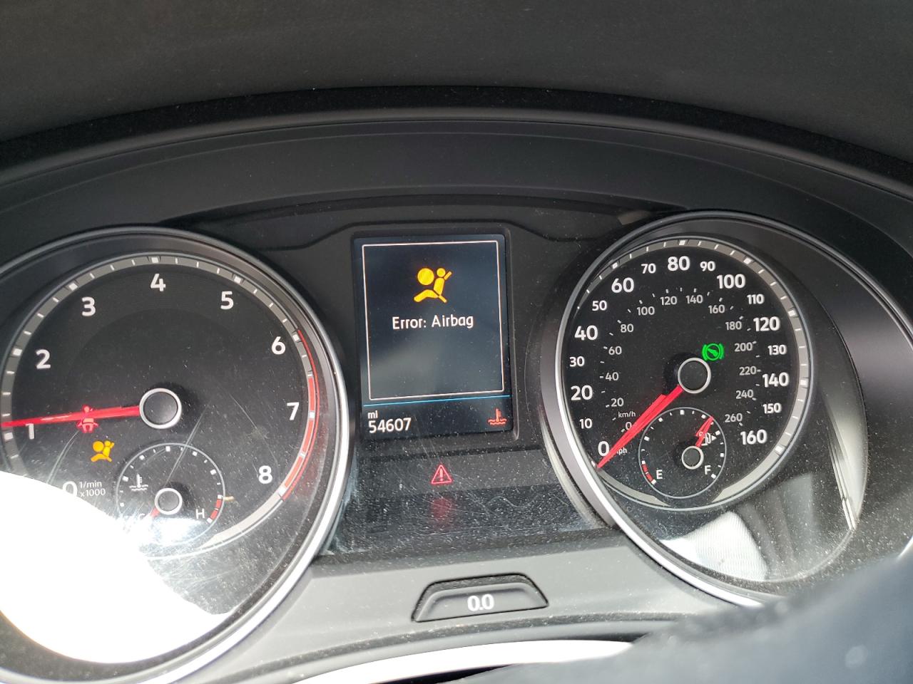 1V2FR2CA2JC529223 2018 Volkswagen Atlas Se