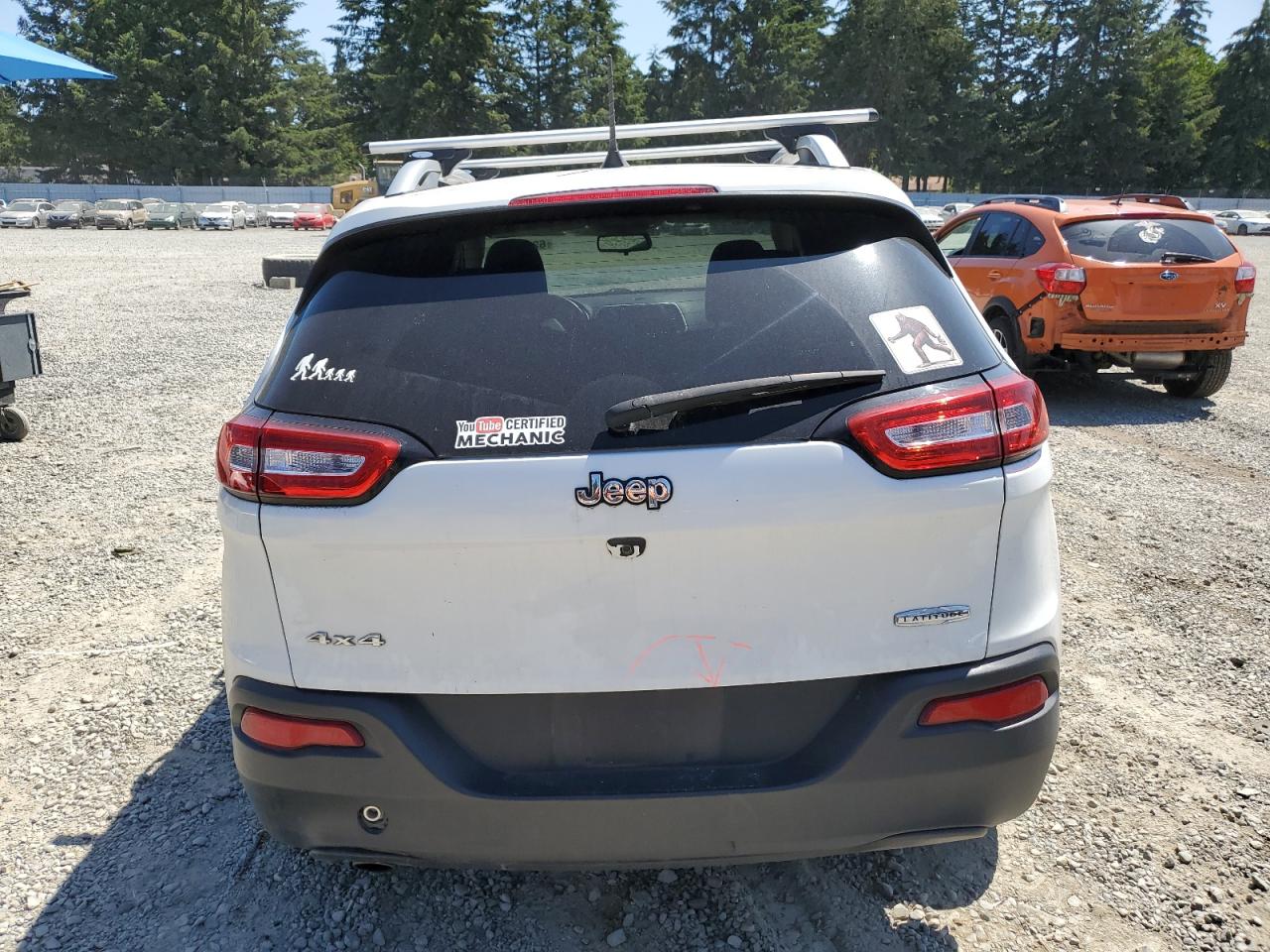 1C4PJMLB3JD566969 2018 Jeep Cherokee Latitude Plus