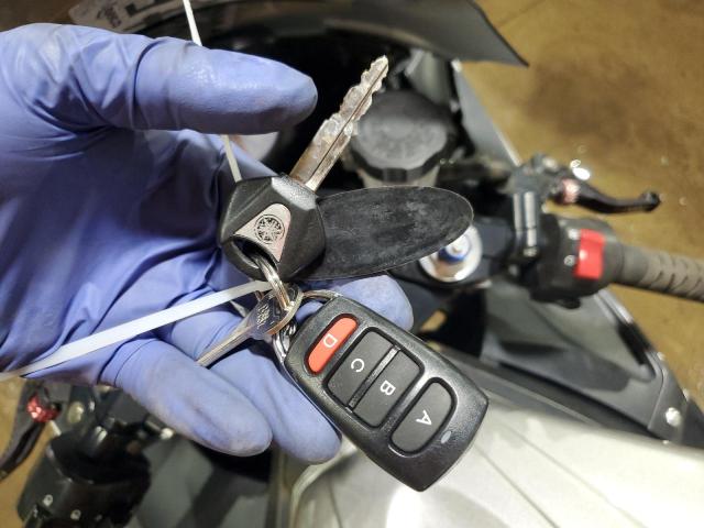 2003 YAMAHA YZFR6 L JYARJ06E63A009805