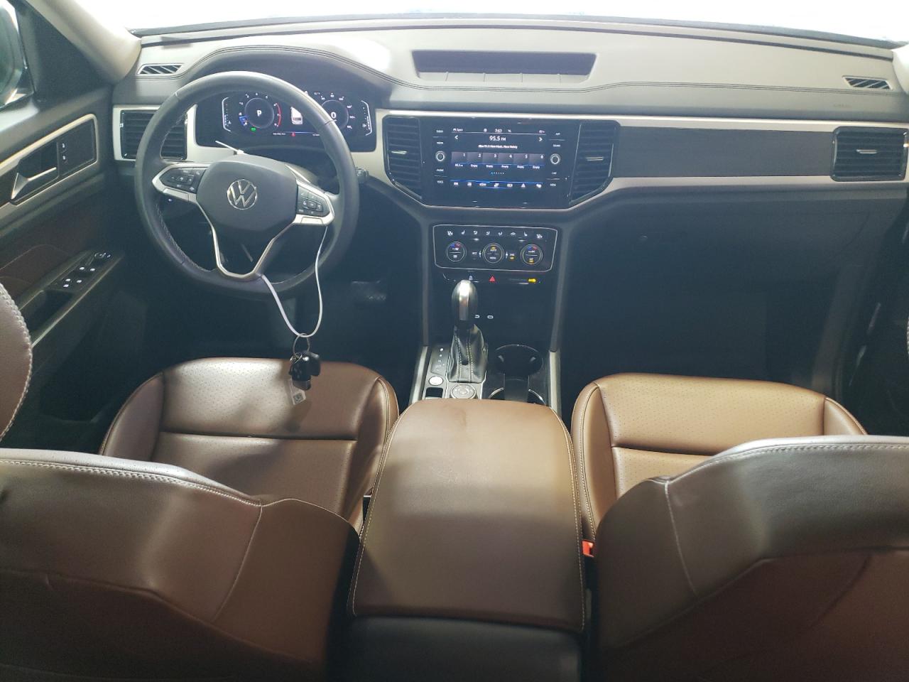 1V2KR2CA1NC547944 2022 Volkswagen Atlas Se