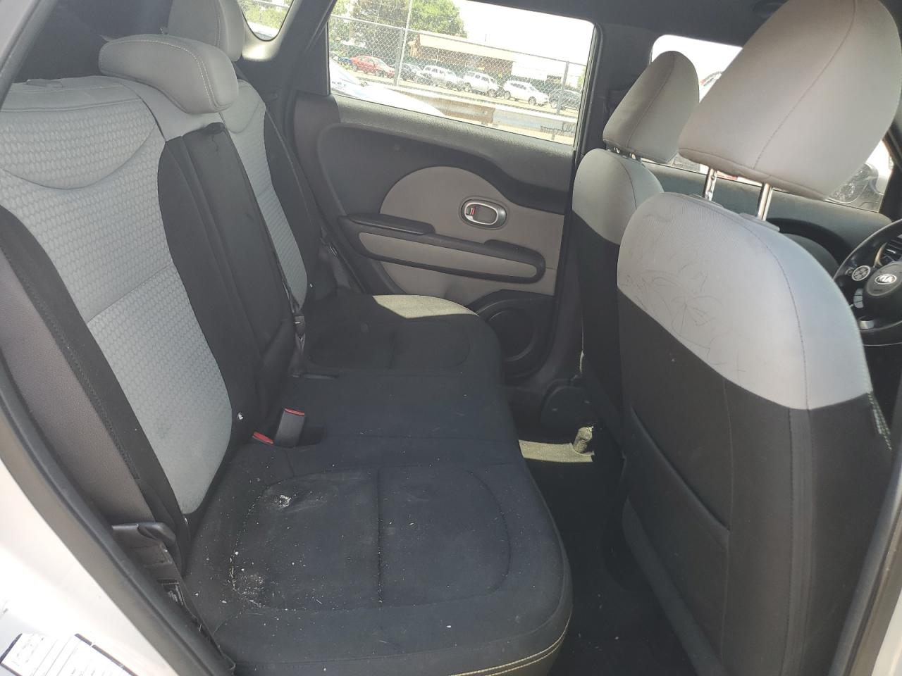 KNDJP3A59F7791432 2015 Kia Soul +