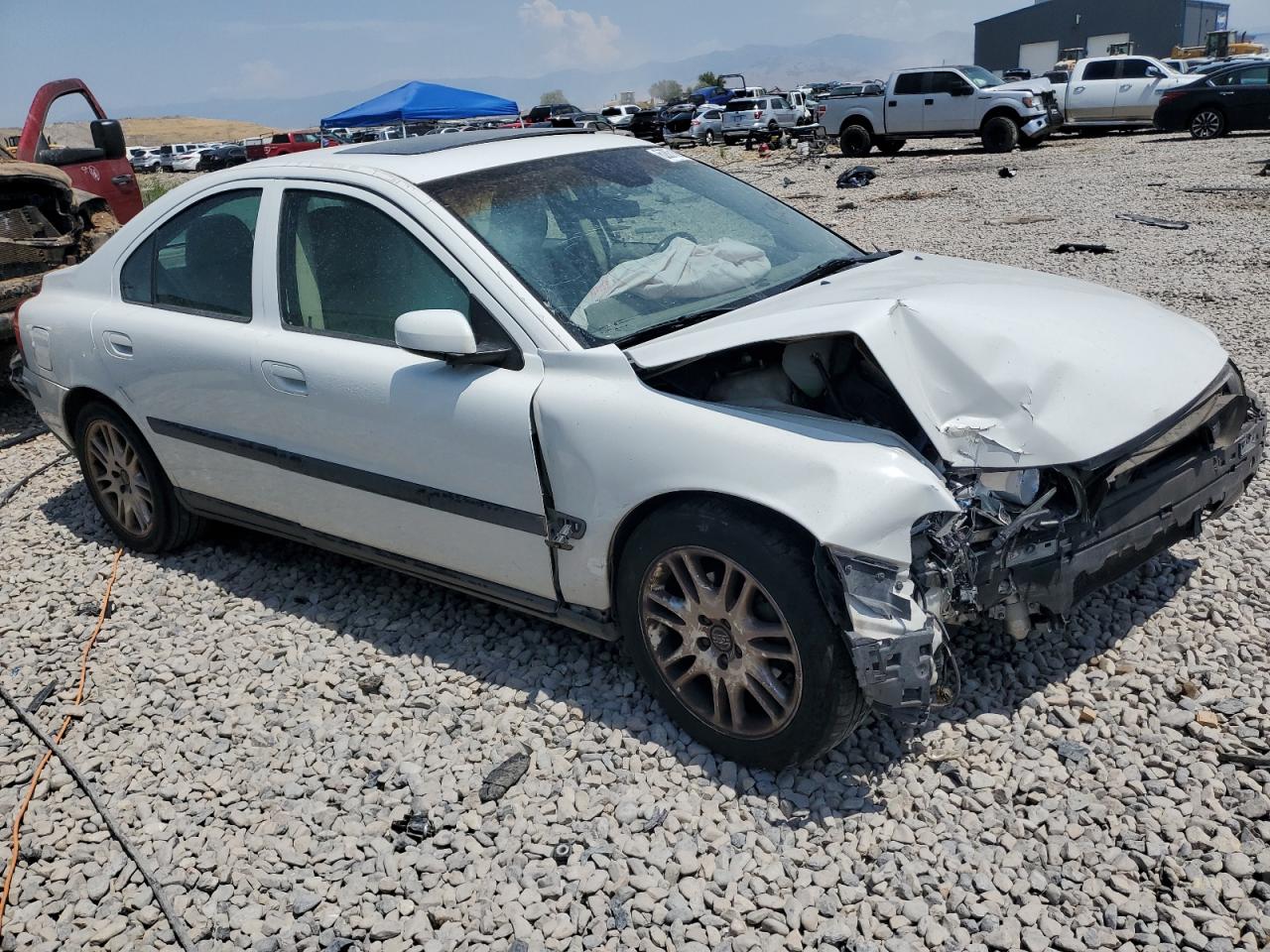 Lot #2936213902 2004 VOLVO S60 2.5T