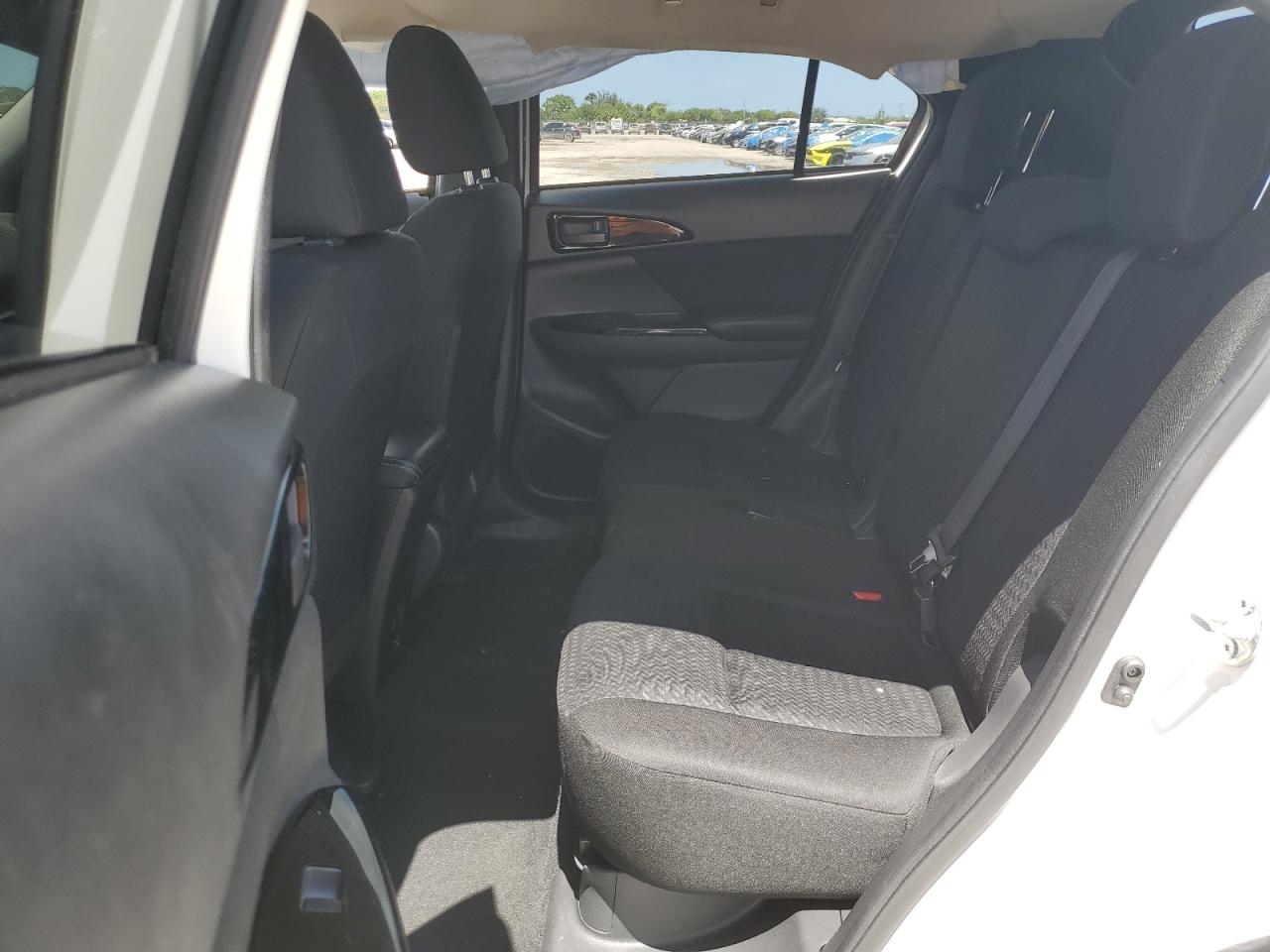 JA4AT4AA1KZ030210 2019 Mitsubishi Eclipse Cross Le