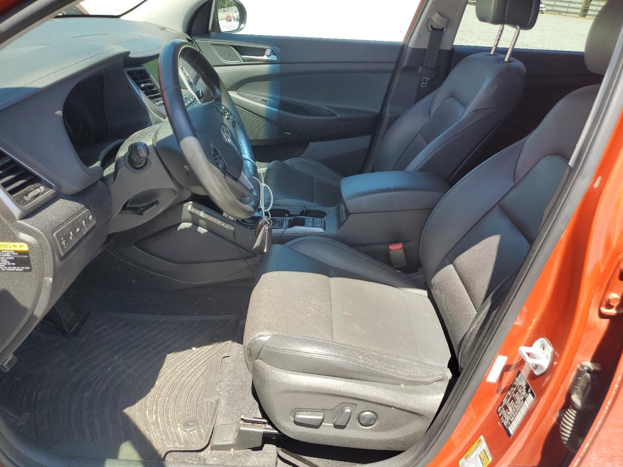 KM8J33A2XHU283469 2017 Hyundai Tucson Limited