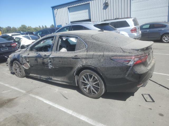 VIN 4T1G11AK4MU409601 2021 Toyota Camry, SE no.2