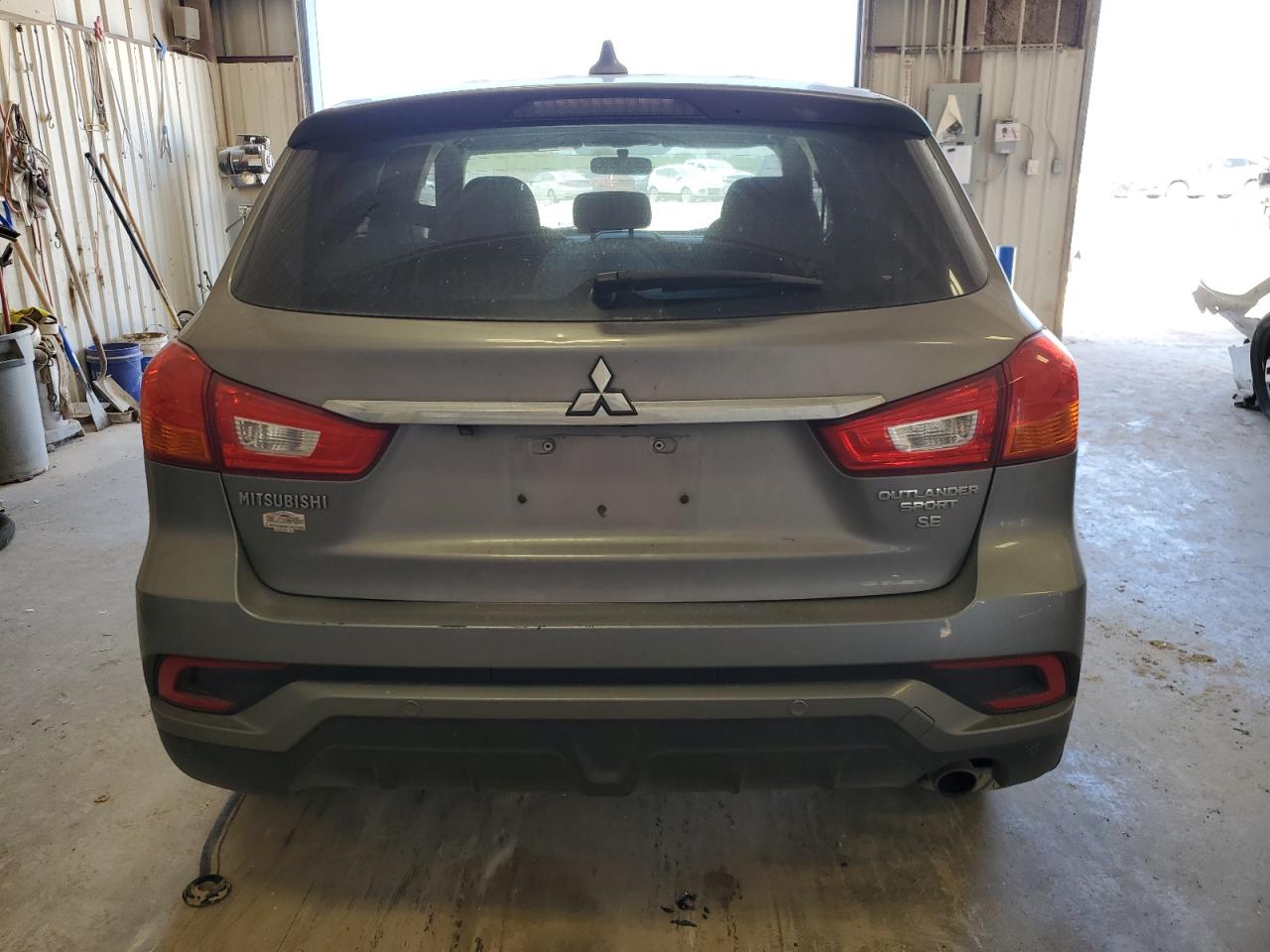 JA4AP4AU6KU005556 2019 Mitsubishi Outlander Sport Se