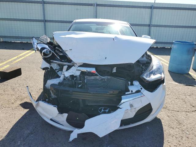 2017 Hyundai Veloster VIN: KMHTC6AD3HU315626 Lot: 61679624