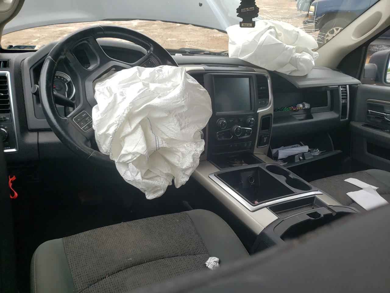 1C6RR7GT0ES143815 2014 Ram 1500 Slt