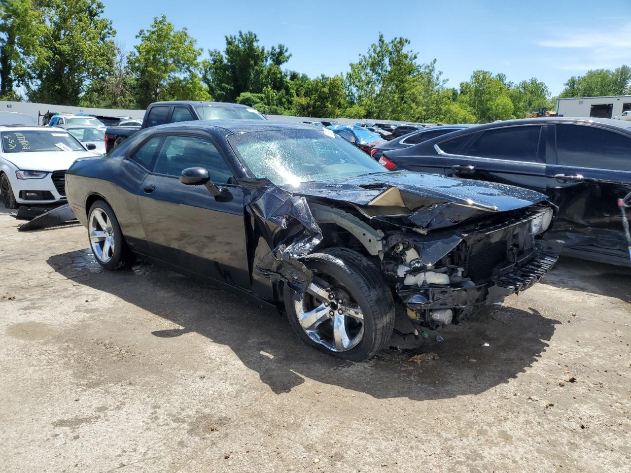 2013 Dodge Challenger R/T vin: 2C3CDYBT7DH679584