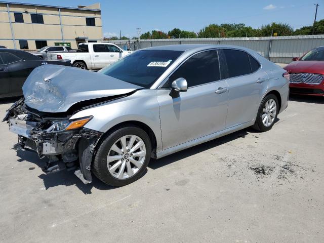 2018 TOYOTA CAMRY L - 4T1B11HK0JU579594