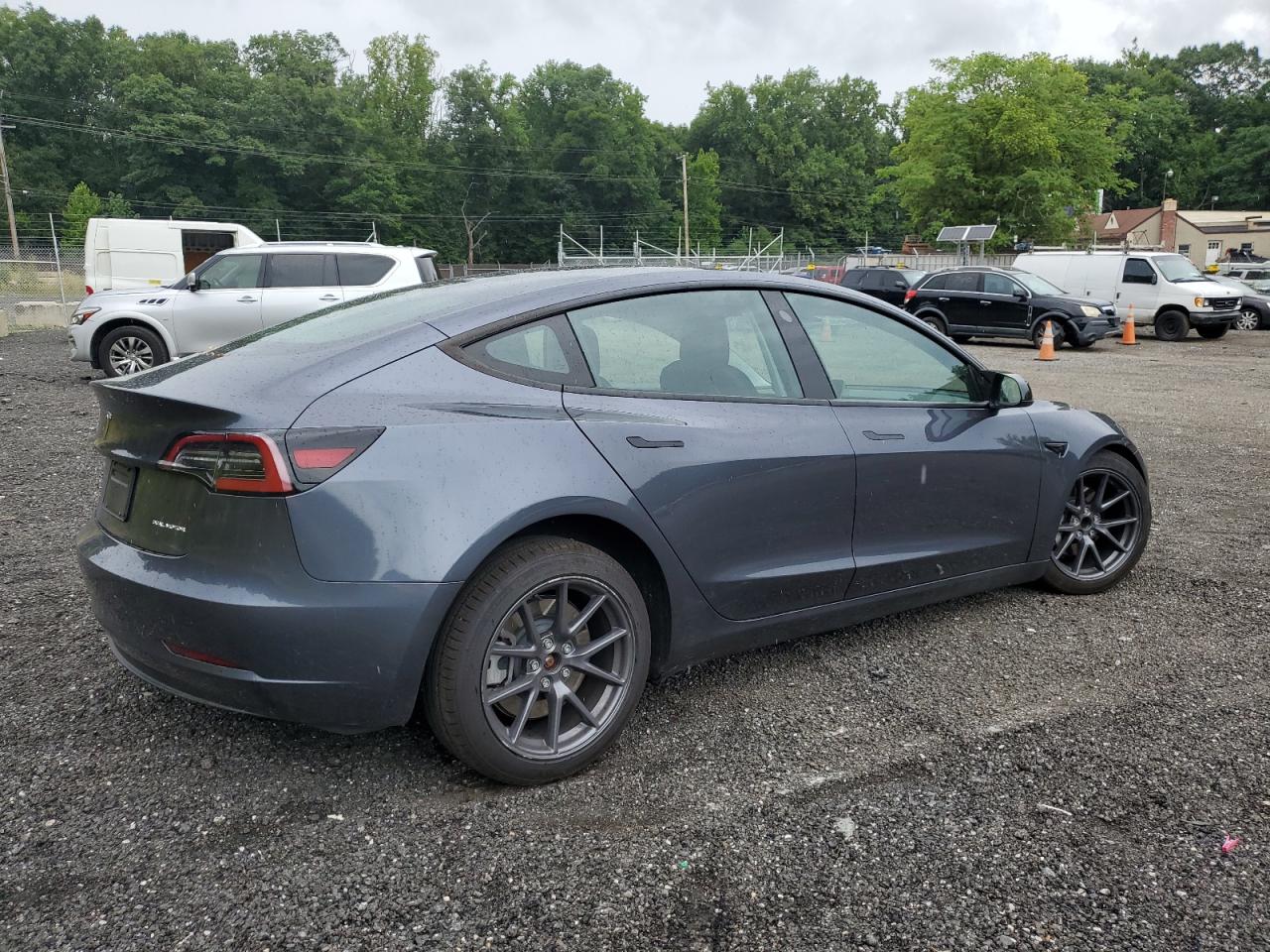 Lot #2879200269 2023 TESLA MODEL 3