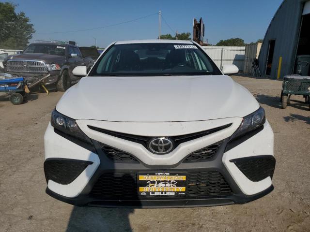 VIN 4T1G11AK5MU550337 2021 Toyota Camry, SE no.5