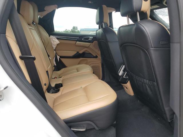 VIN WP1AA2A23HKA87341 2017 Porsche Cayenne no.11