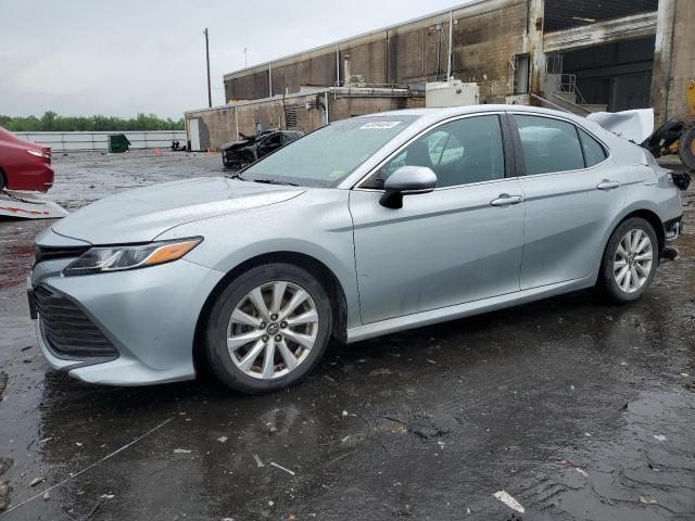 VIN 4T1B11HK7JU539867 2018 Toyota Camry, L no.1