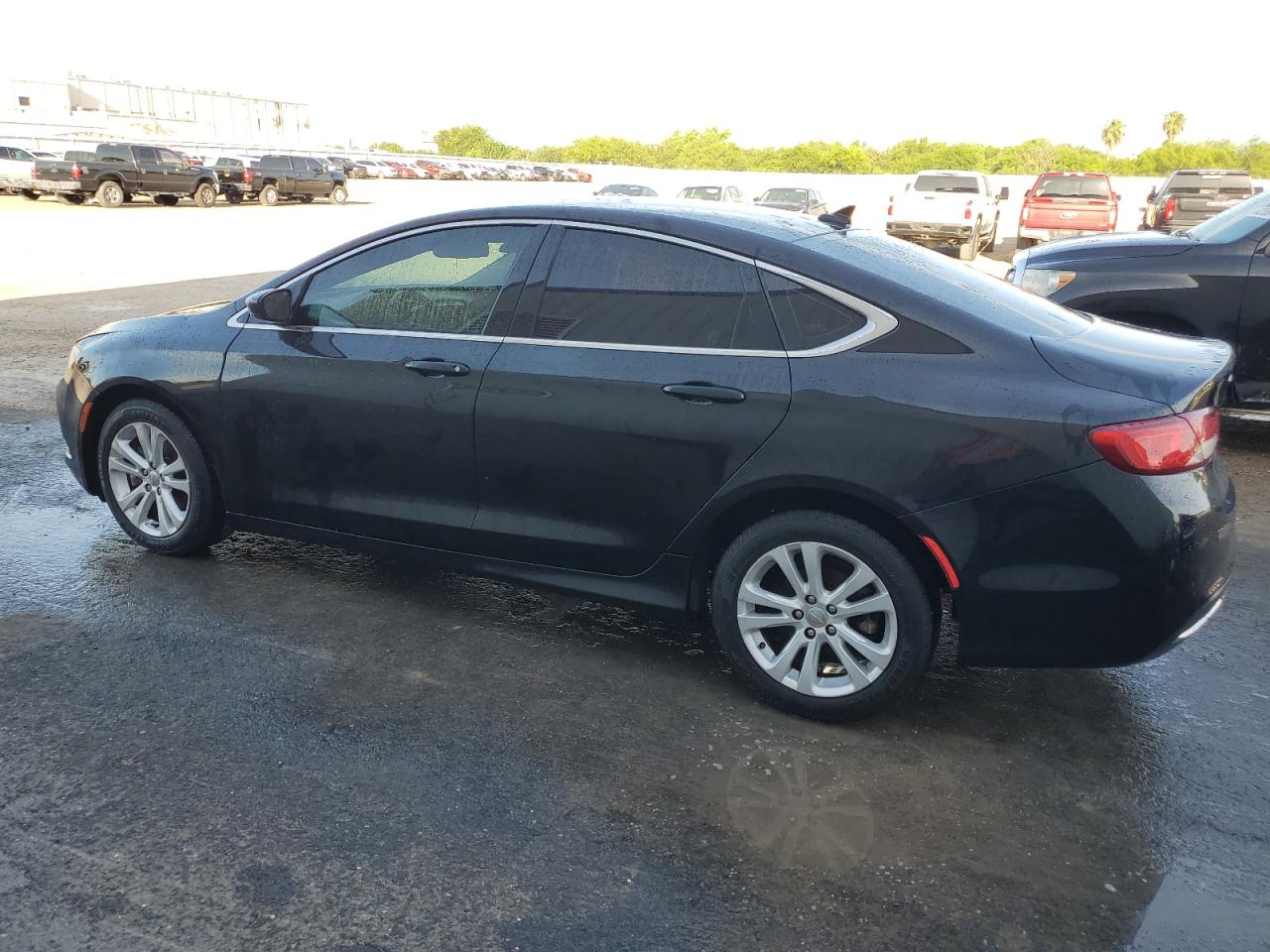 2017 Chrysler 200 Limited vin: 1C3CCCAB3HN502719