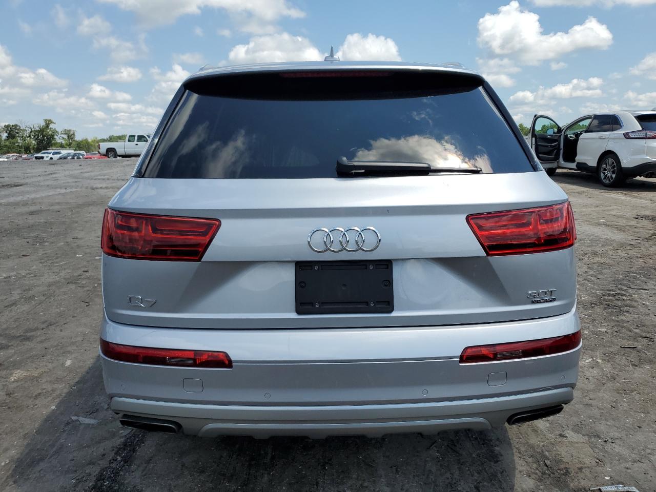 WA1VAAF72HD056498 2017 Audi Q7 Prestige