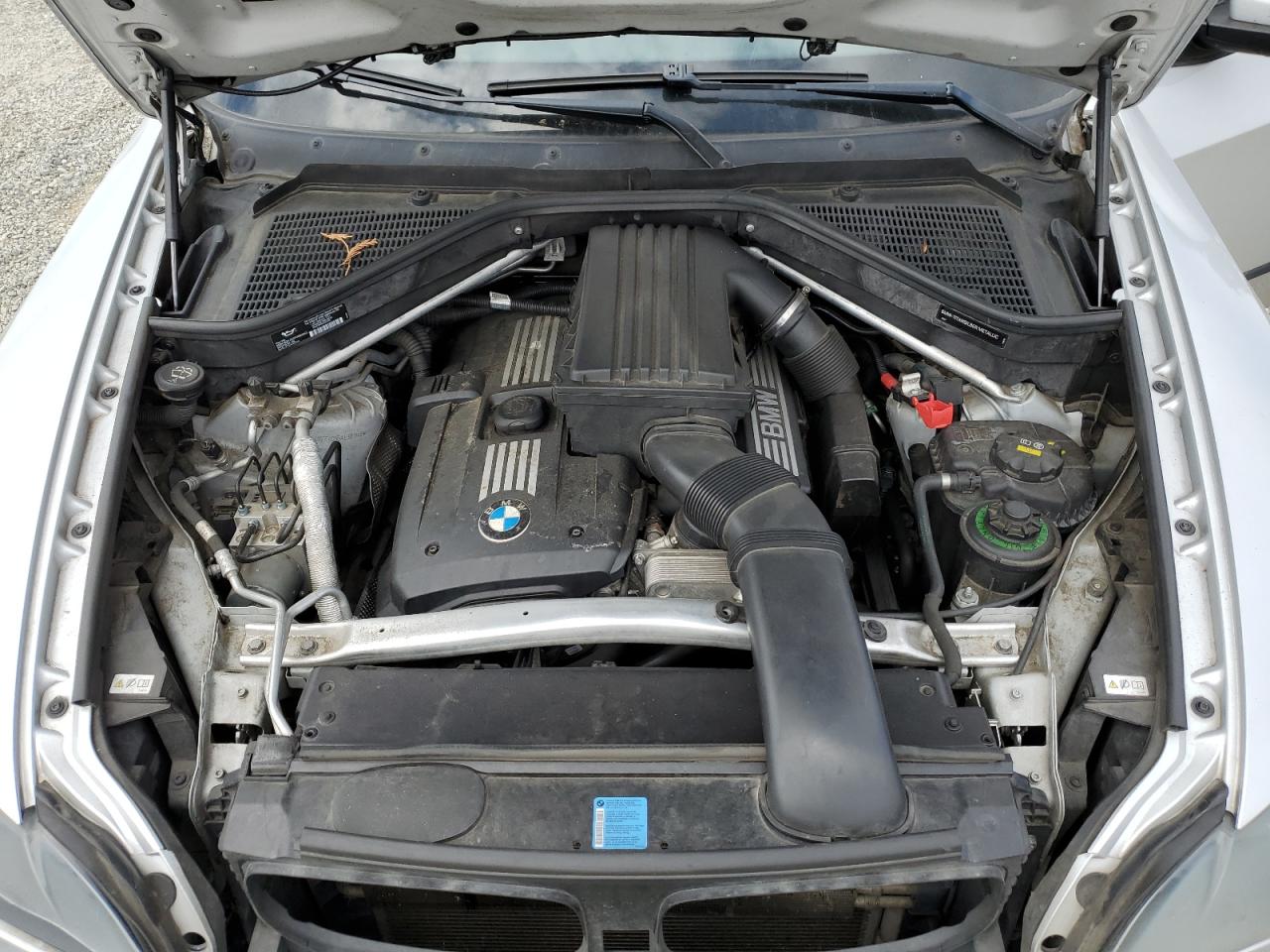 5UXFE4C56AL381748 2010 BMW X5 xDrive30I